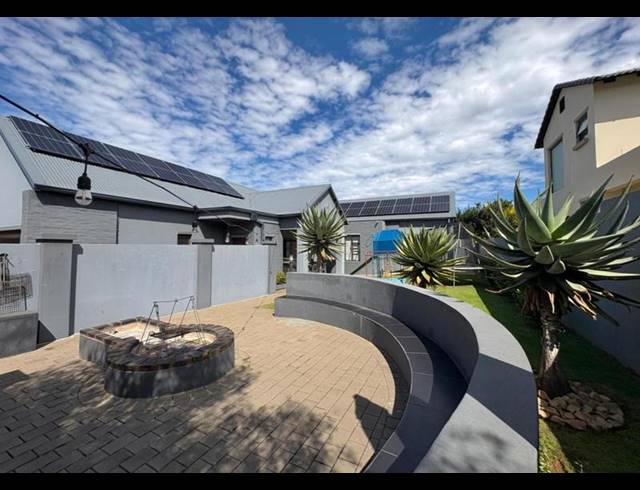3 BEDROOM HOUSE FOR SALE IN MIDLANDS ESTATE